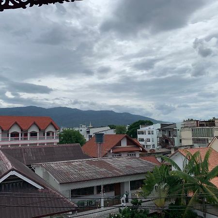 You&Me Hostel Chiang Mai Exterior photo