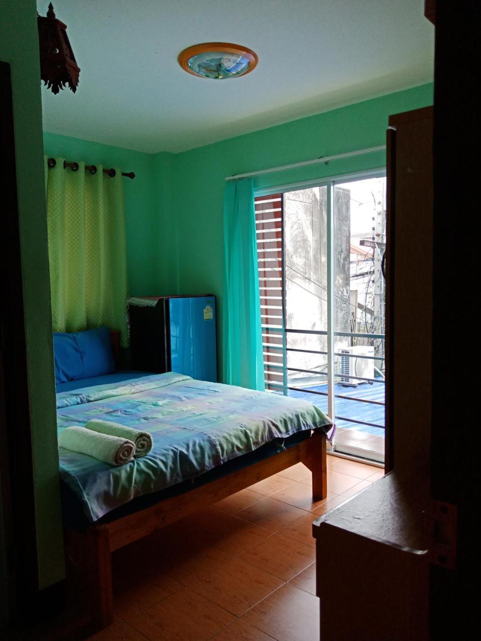 You&Me Hostel Chiang Mai Exterior photo