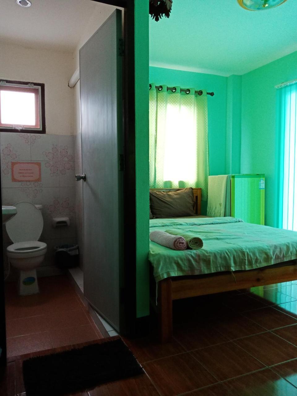 You&Me Hostel Chiang Mai Exterior photo