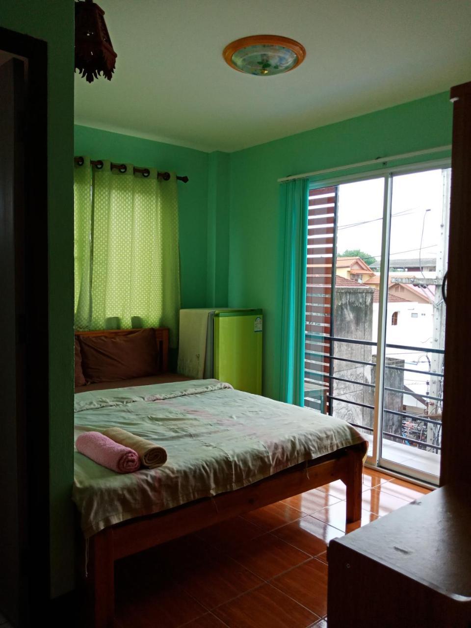 You&Me Hostel Chiang Mai Exterior photo