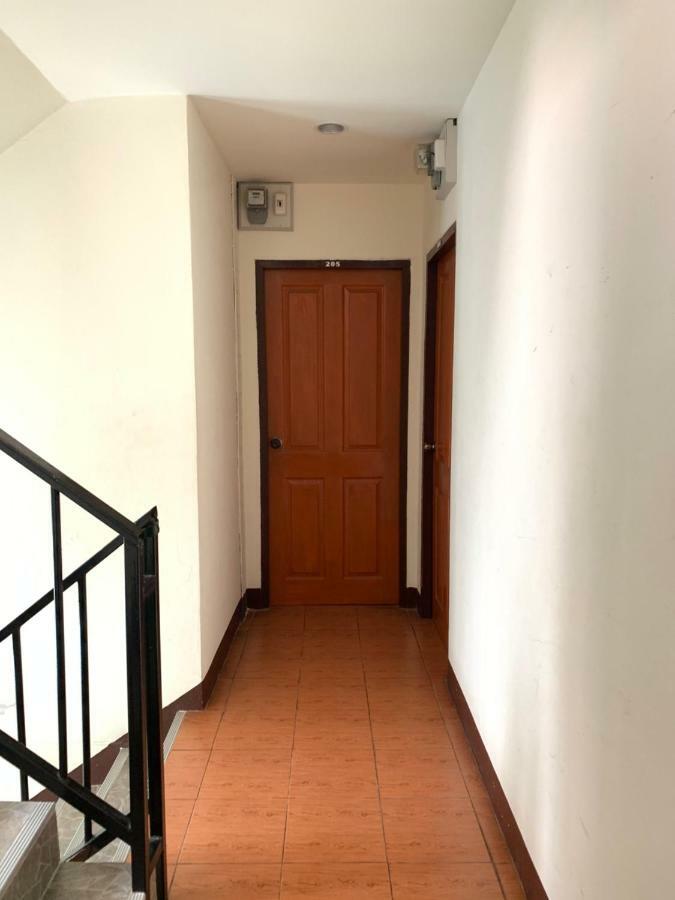 You&Me Hostel Chiang Mai Exterior photo