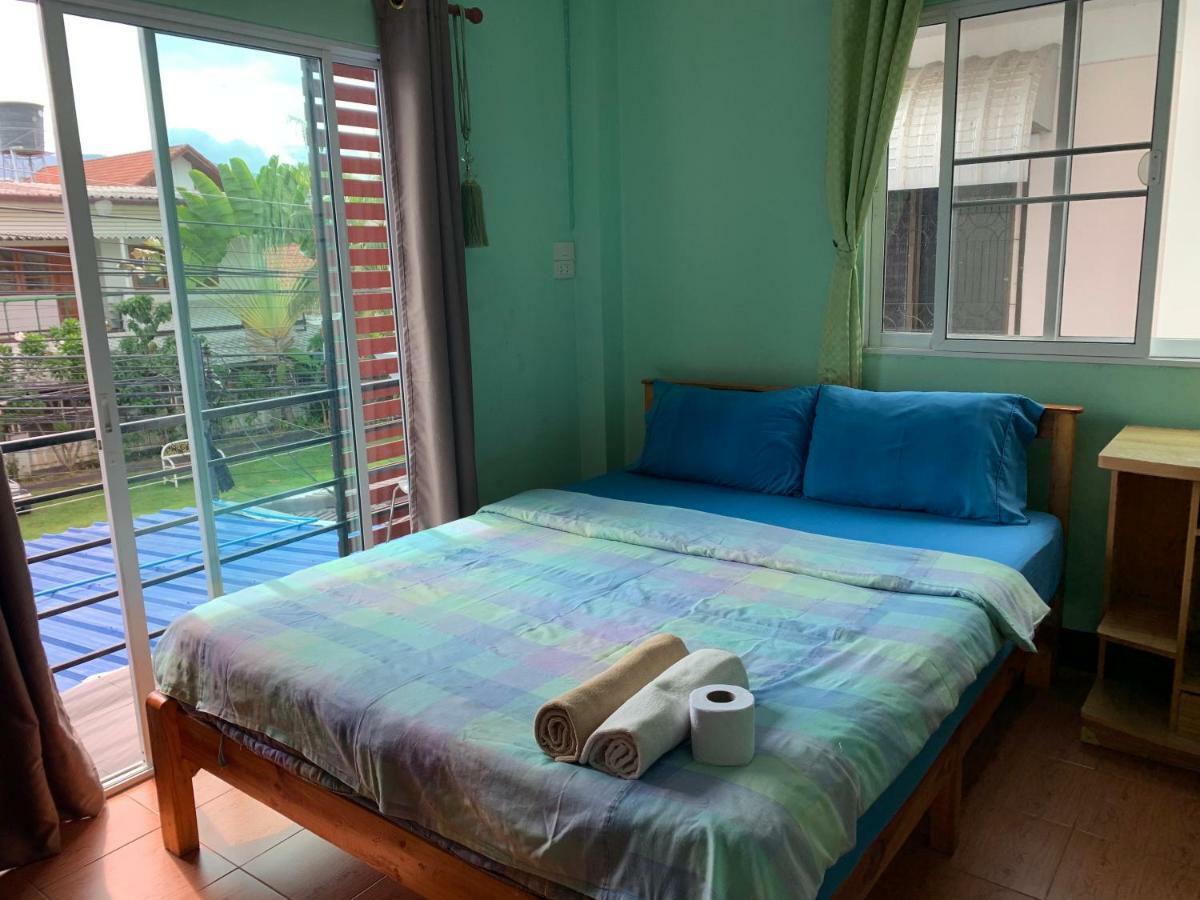 You&Me Hostel Chiang Mai Exterior photo