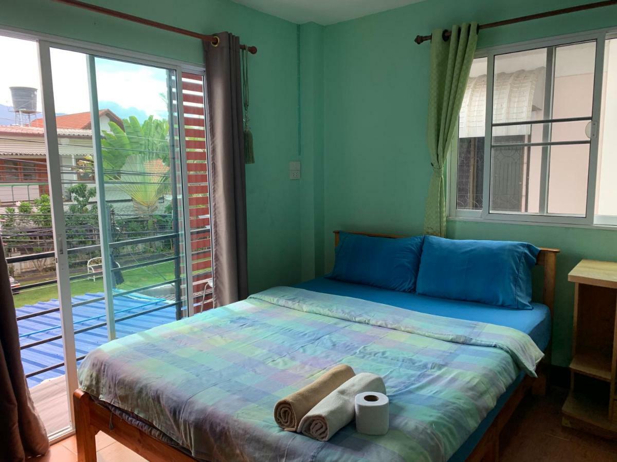 You&Me Hostel Chiang Mai Exterior photo